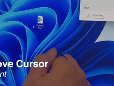 Con chuột máy tính đeo trên ngón tay